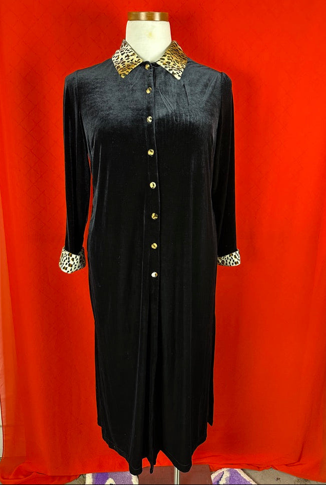 Leopard Velvet Duster